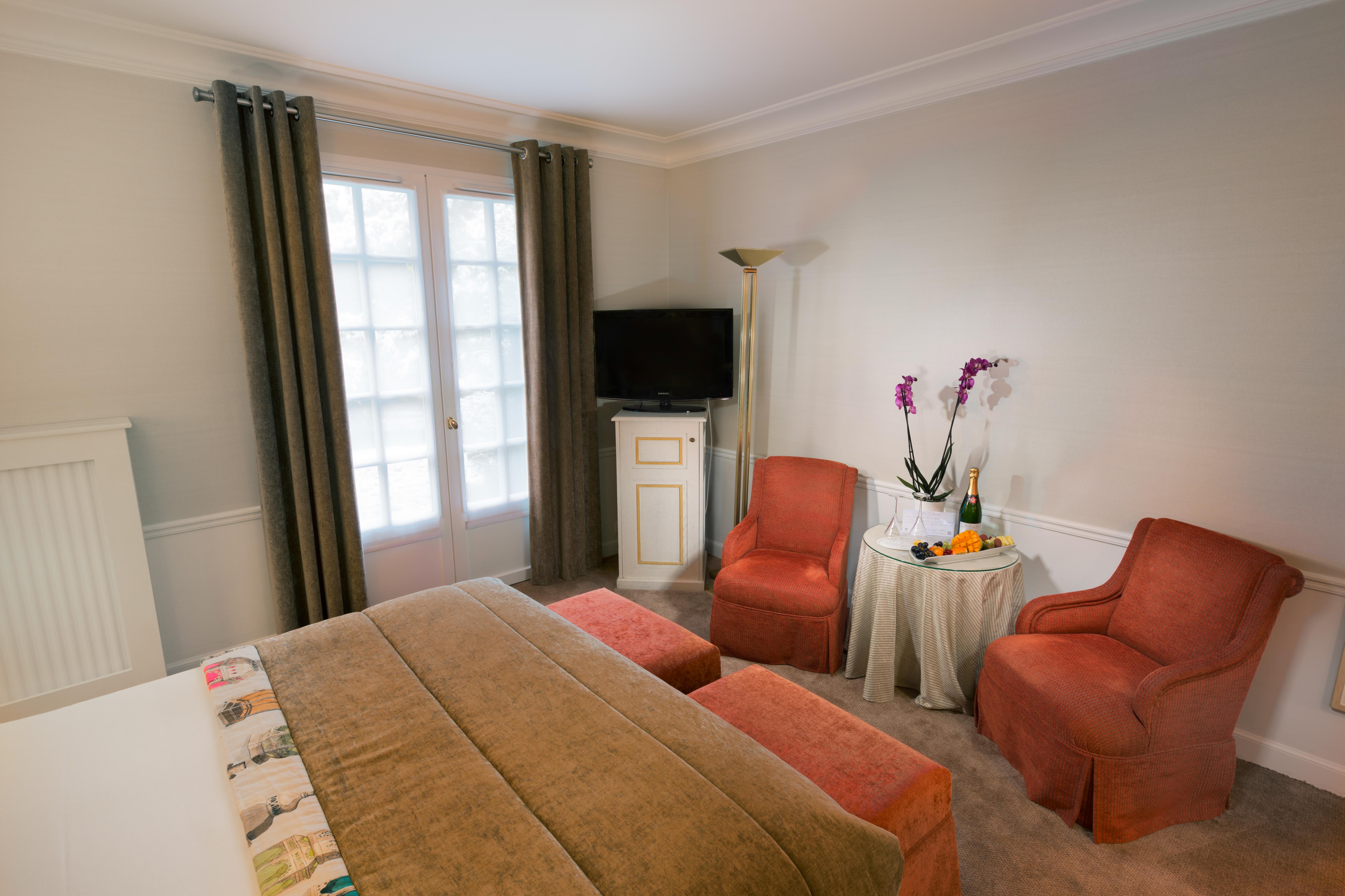 Hostellerie Briqueterie & Spa Champagne Vinay  Exterior foto A room at the hotel