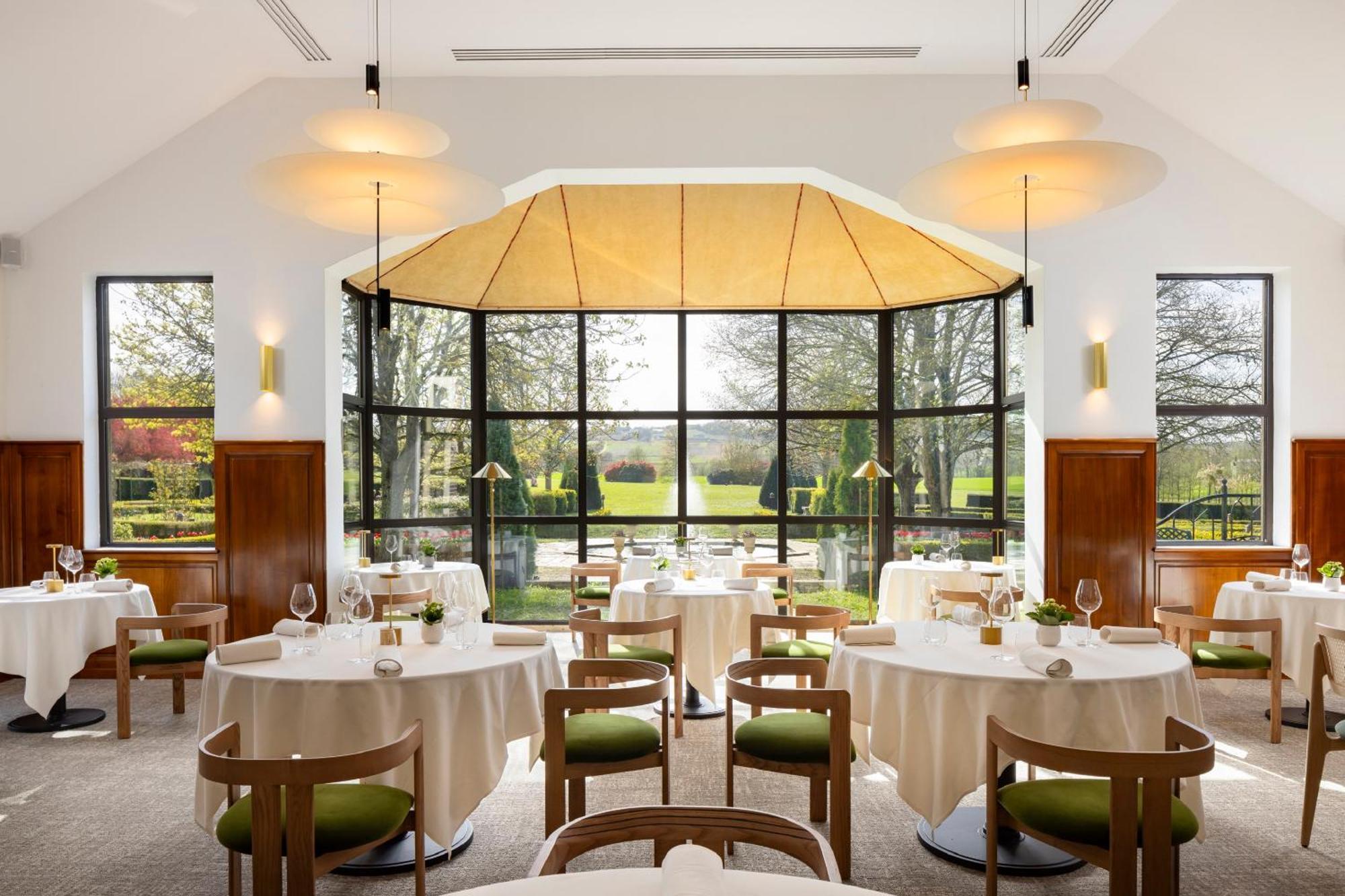 Hostellerie Briqueterie & Spa Champagne Vinay  Exterior foto Restaurant "Le Grand Chef"
