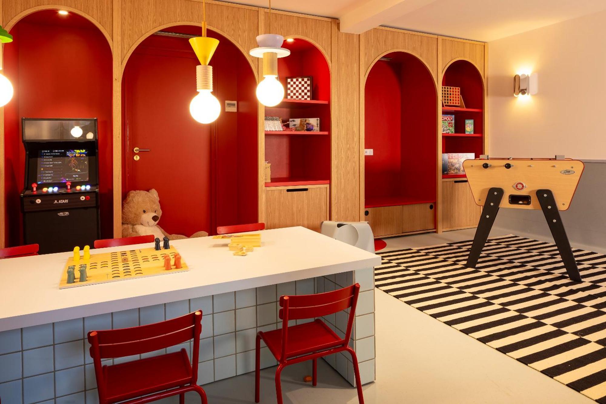 Hostellerie Briqueterie & Spa Champagne Vinay  Exterior foto The interior of the Lego House