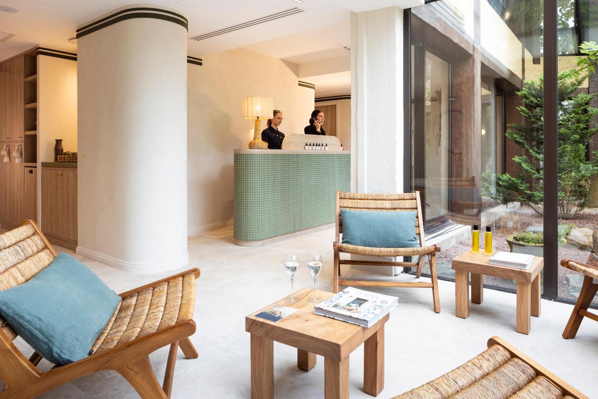 Hostellerie Briqueterie & Spa Champagne Vinay  Exterior foto The Spa at The Landmark